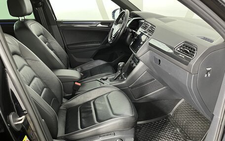 Volkswagen Tiguan II, 2019 год, 2 799 000 рублей, 14 фотография
