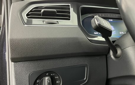 Volkswagen Tiguan II, 2019 год, 2 799 000 рублей, 9 фотография