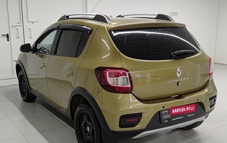 Renault Sandero II рестайлинг, 2015 год, 961 000 рублей, 8 фотография