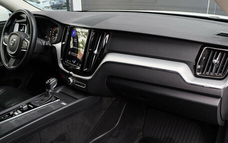 Volvo XC60 II, 2019 год, 4 190 000 рублей, 7 фотография