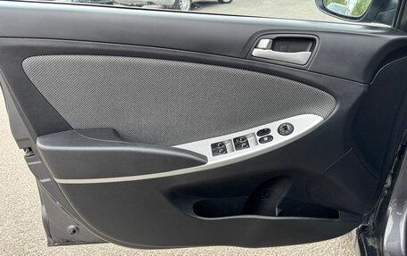 Hyundai Solaris II рестайлинг, 2013 год, 819 000 рублей, 9 фотография