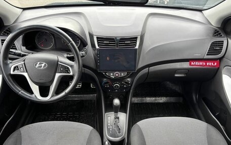 Hyundai Solaris II рестайлинг, 2013 год, 819 000 рублей, 13 фотография