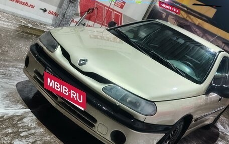 Renault Laguna II, 1999 год, 200 000 рублей, 17 фотография