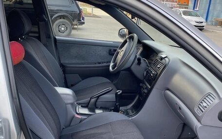 KIA Magentis I, 2005 год, 430 000 рублей, 2 фотография