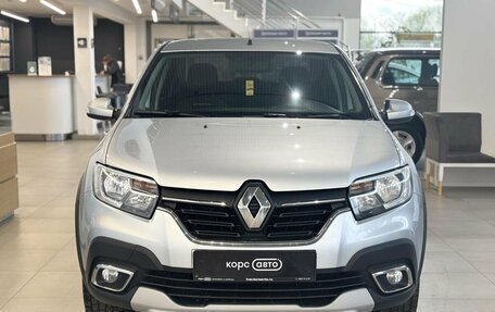 Renault Logan II, 2021 год, 1 017 000 рублей, 2 фотография
