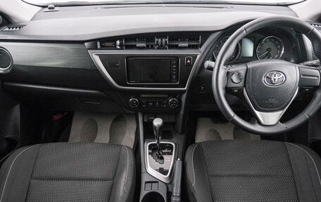 Toyota Auris II, 2012 год, 1 149 000 рублей, 10 фотография