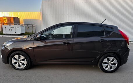 Hyundai Solaris II рестайлинг, 2015 год, 970 000 рублей, 3 фотография