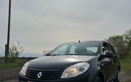 Renault Sandero I, 2011 год, 395 000 рублей, 2 фотография