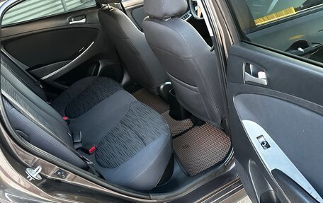 Hyundai Solaris II рестайлинг, 2015 год, 970 000 рублей, 15 фотография