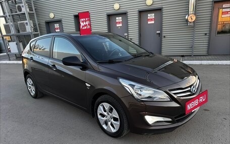 Hyundai Solaris II рестайлинг, 2015 год, 970 000 рублей, 8 фотография