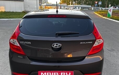 Hyundai Solaris II рестайлинг, 2015 год, 970 000 рублей, 20 фотография