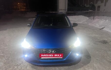 Hyundai Solaris II рестайлинг, 2020 год, 1 600 000 рублей, 5 фотография