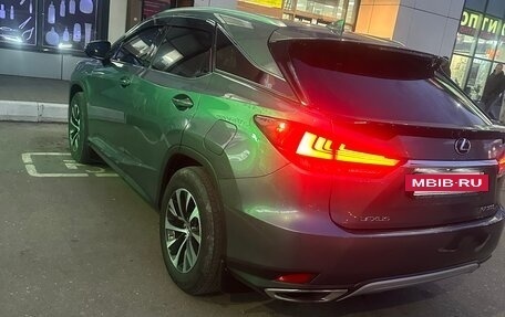 Lexus RX IV рестайлинг, 2021 год, 5 800 000 рублей, 2 фотография