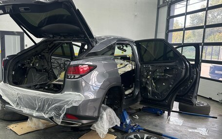 Lexus RX IV рестайлинг, 2021 год, 5 800 000 рублей, 7 фотография