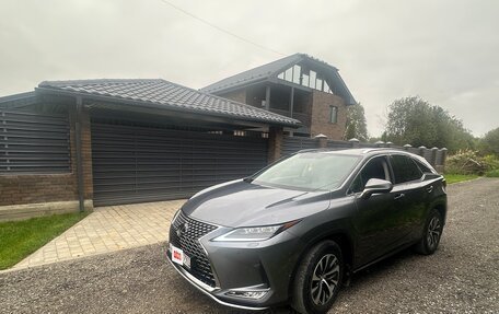 Lexus RX IV рестайлинг, 2021 год, 5 800 000 рублей, 9 фотография