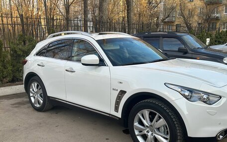 Infiniti QX70, 2014 год, 3 825 000 рублей, 3 фотография