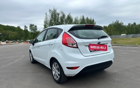 Ford Fiesta, 2016 год, 950 000 рублей, 4 фотография
