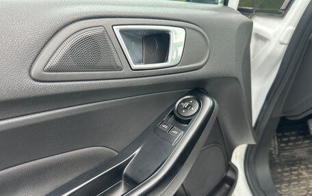 Ford Fiesta, 2016 год, 950 000 рублей, 14 фотография