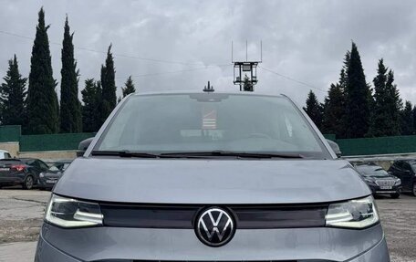 Volkswagen Multivan, 2023 год, 7 795 000 рублей, 3 фотография