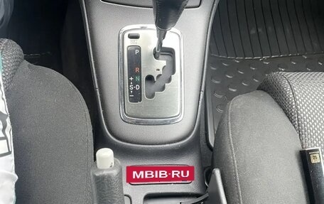 Toyota Avensis III рестайлинг, 2005 год, 610 000 рублей, 11 фотография