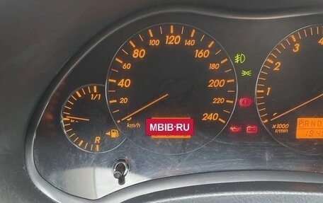 Toyota Avensis III рестайлинг, 2005 год, 610 000 рублей, 13 фотография