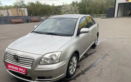 Toyota Avensis III рестайлинг, 2005 год, 610 000 рублей, 5 фотография