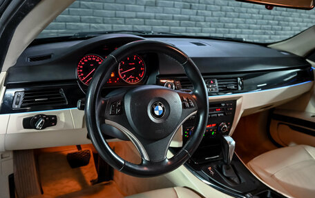 BMW 3 серия, 2010 год, 1 190 000 рублей, 13 фотография