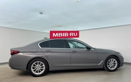 BMW 5 серия, 2021 год, 4 290 000 рублей, 6 фотография