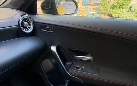 Mercedes-Benz CLA, 2019 год, 2 815 000 рублей, 5 фотография