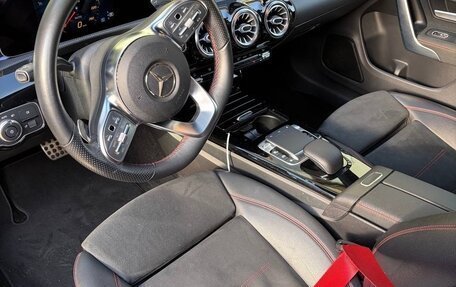 Mercedes-Benz CLA, 2019 год, 2 815 000 рублей, 12 фотография