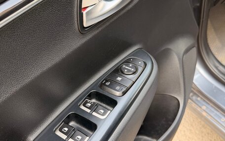 KIA Rio IV, 2017 год, 1 420 000 рублей, 7 фотография
