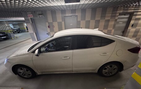 Hyundai Elantra VI рестайлинг, 2019 год, 1 800 000 рублей, 6 фотография