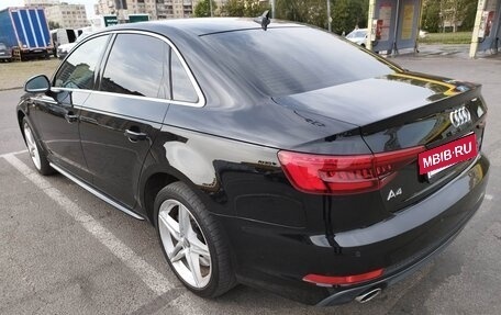 Audi A4, 2017 год, 2 350 000 рублей, 8 фотография