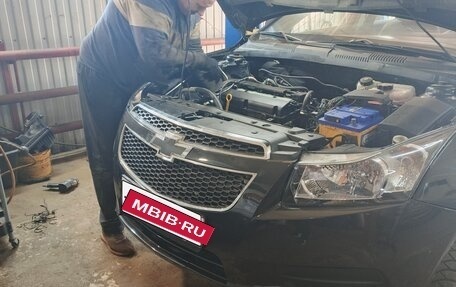 Chevrolet Cruze II, 2009 год, 340 000 рублей, 8 фотография