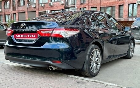 Toyota Camry, 2019 год, 2 500 000 рублей, 7 фотография