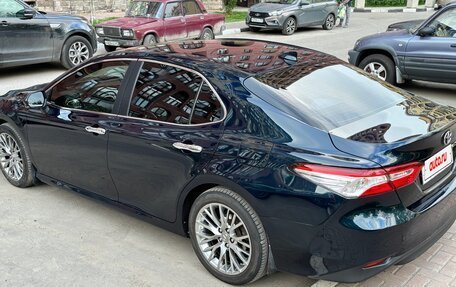Toyota Camry, 2019 год, 2 500 000 рублей, 10 фотография