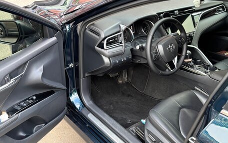 Toyota Camry, 2019 год, 2 500 000 рублей, 12 фотография