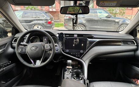 Toyota Camry, 2019 год, 2 500 000 рублей, 13 фотография