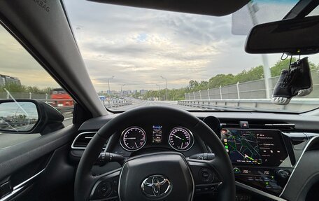 Toyota Camry, 2019 год, 2 500 000 рублей, 20 фотография