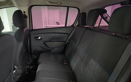 Renault Sandero II рестайлинг, 2016 год, 899 000 рублей, 15 фотография