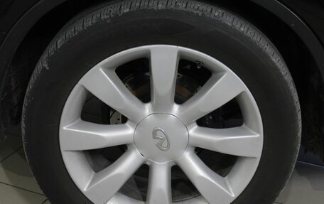 Infiniti FX I, 2005 год, 850 000 рублей, 15 фотография