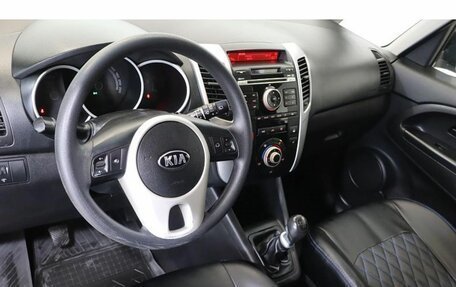 KIA Venga I, 2013 год, 689 000 рублей, 6 фотография