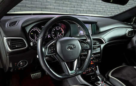 Infiniti Q30, 2018 год, 2 865 000 рублей, 11 фотография