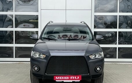 Mitsubishi Outlander III рестайлинг 3, 2011 год, 1 165 000 рублей, 2 фотография