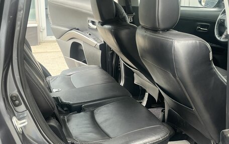 Mitsubishi Outlander III рестайлинг 3, 2011 год, 1 165 000 рублей, 19 фотография