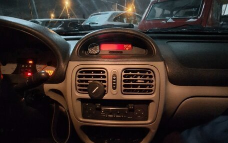 Renault Symbol I, 2004 год, 150 000 рублей, 8 фотография