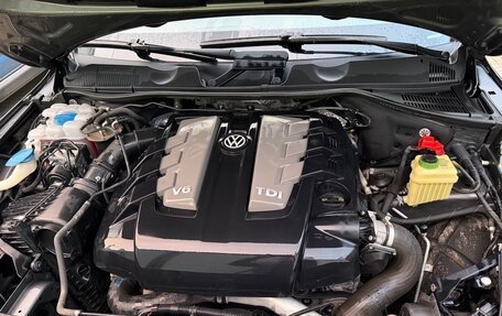 Volkswagen Touareg III, 2016 год, 2 850 000 рублей, 10 фотография