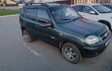 Chevrolet Niva I рестайлинг, 2011 год, 450 000 рублей, 8 фотография