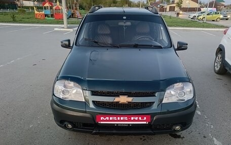 Chevrolet Niva I рестайлинг, 2011 год, 450 000 рублей, 6 фотография