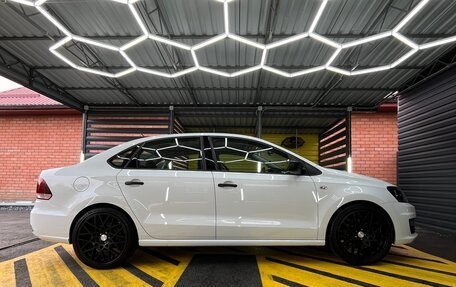 Volkswagen Polo VI (EU Market), 2019 год, 1 320 000 рублей, 33 фотография